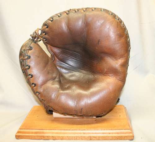Horace Partridge Basemitt Front